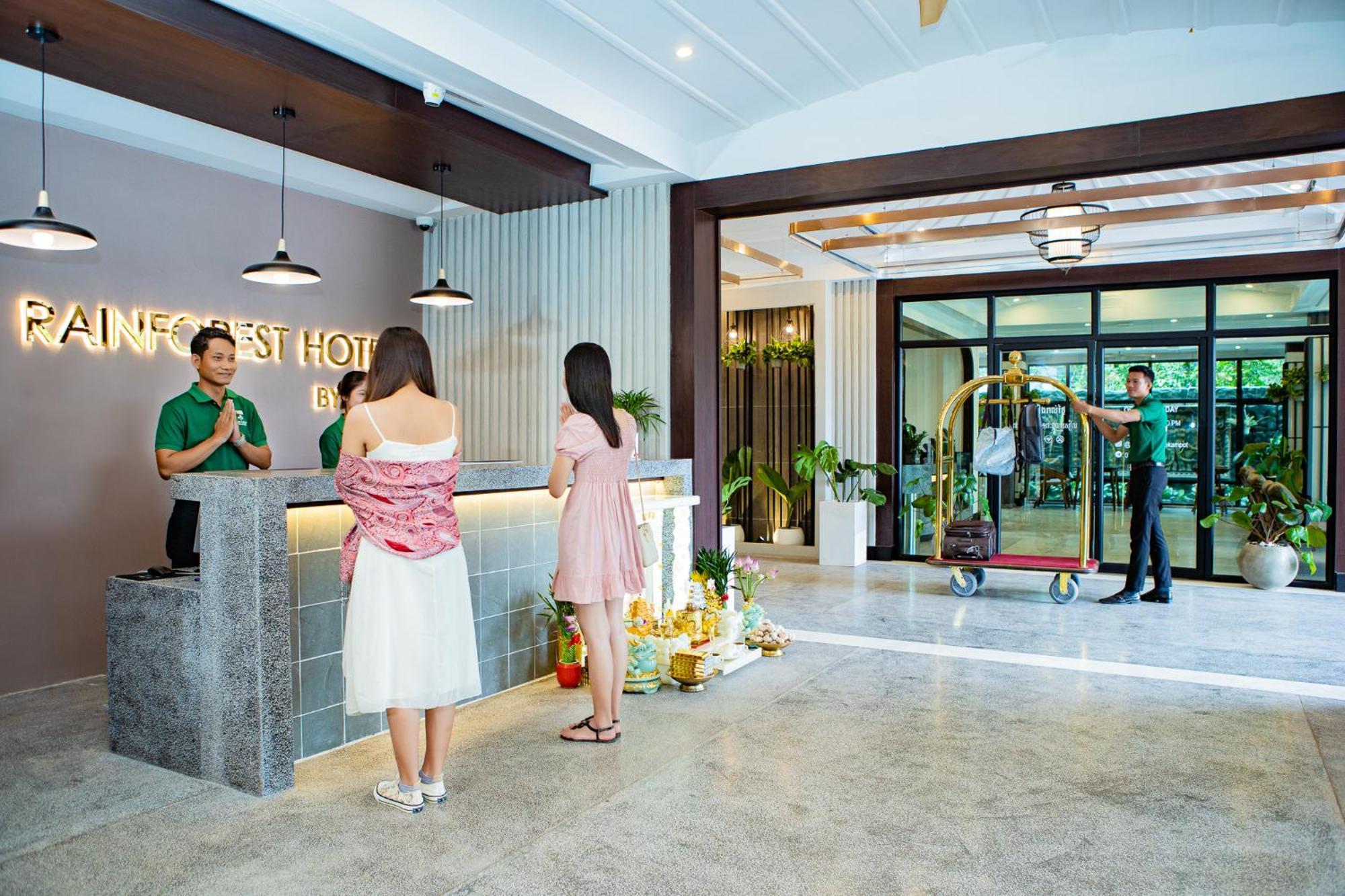 Rainforest Hotel By Nsun Kampot Eksteriør billede