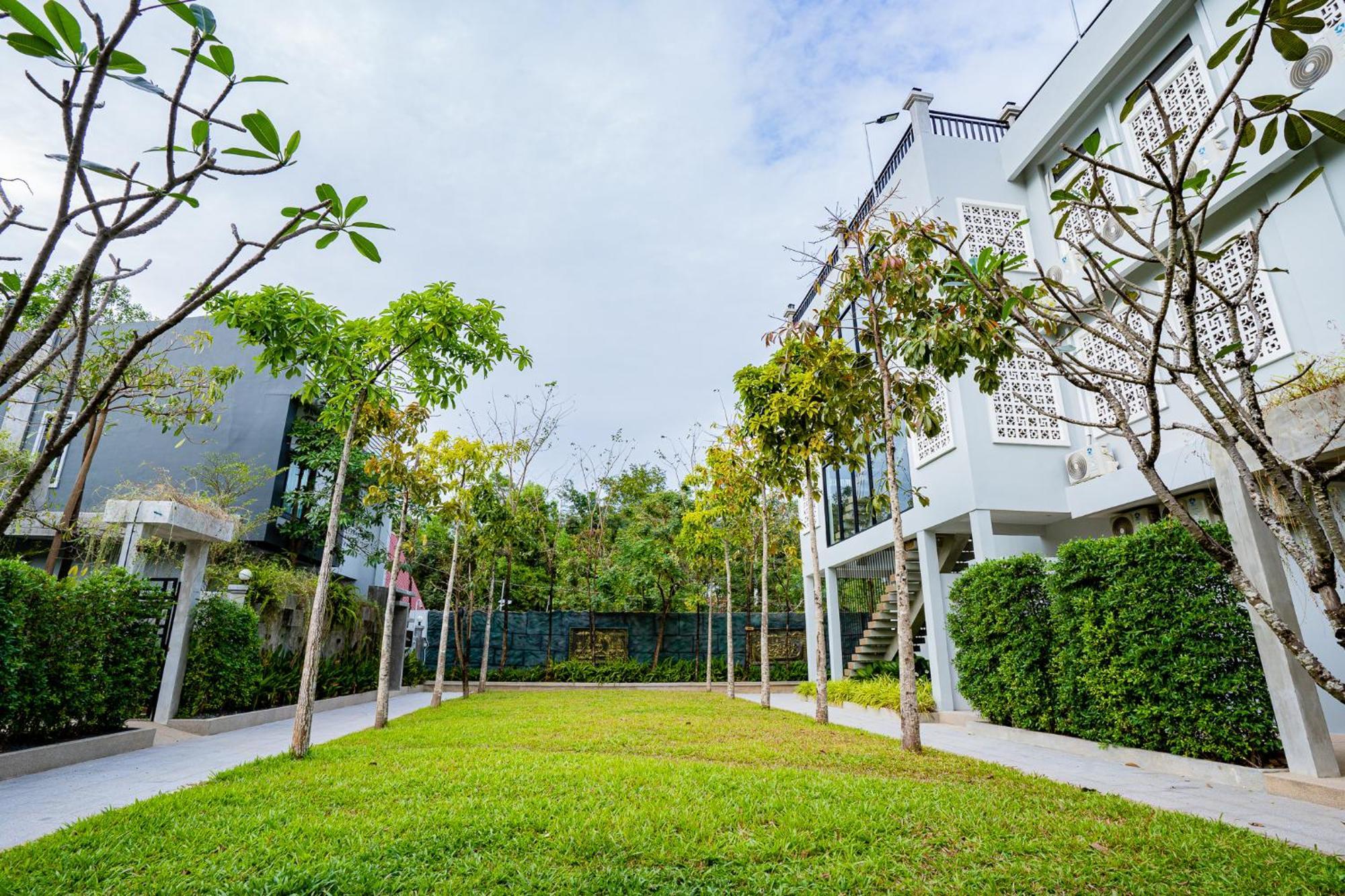 Rainforest Hotel By Nsun Kampot Eksteriør billede